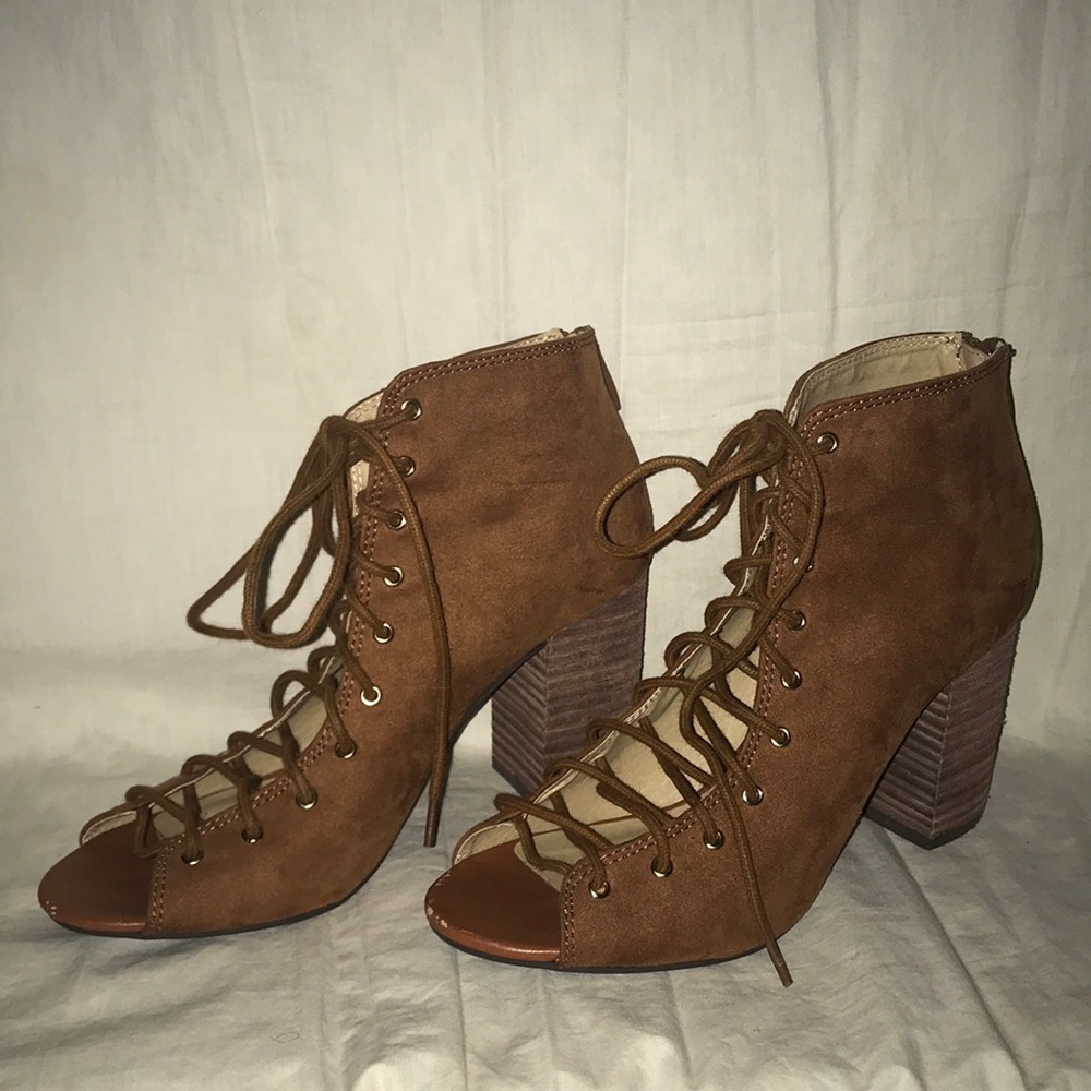 Chinese Laundry Lace Up Heels